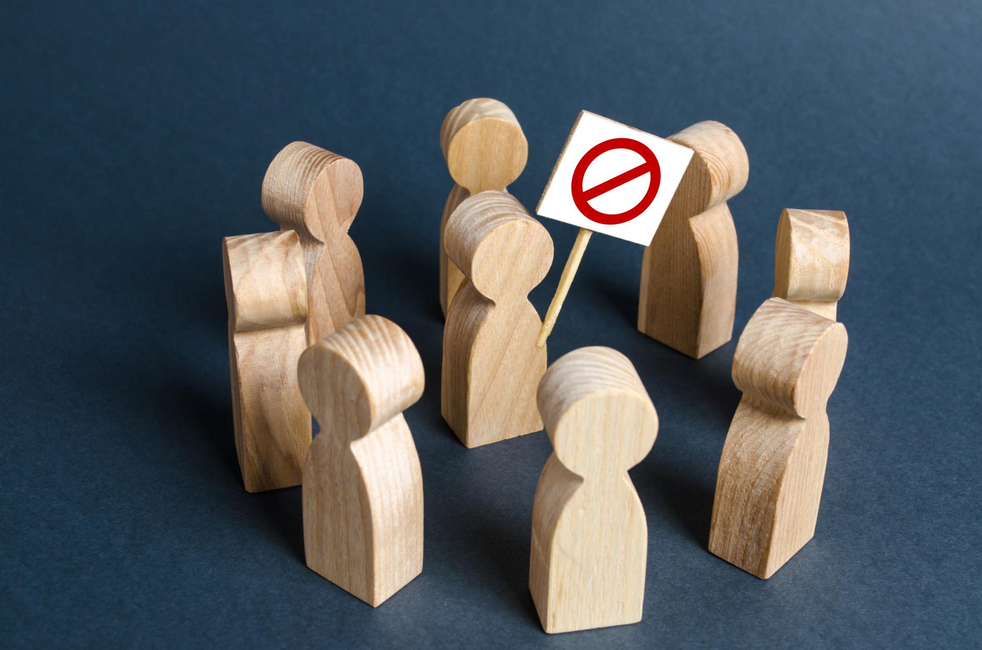 Zabezpieczenie roszczenia o stwierdzenie nieistnienia stosunku prawnego wynikającego z nieważnej umowy o tzw. kredyt frankowy poprzez wstrzymanie spłaty rat