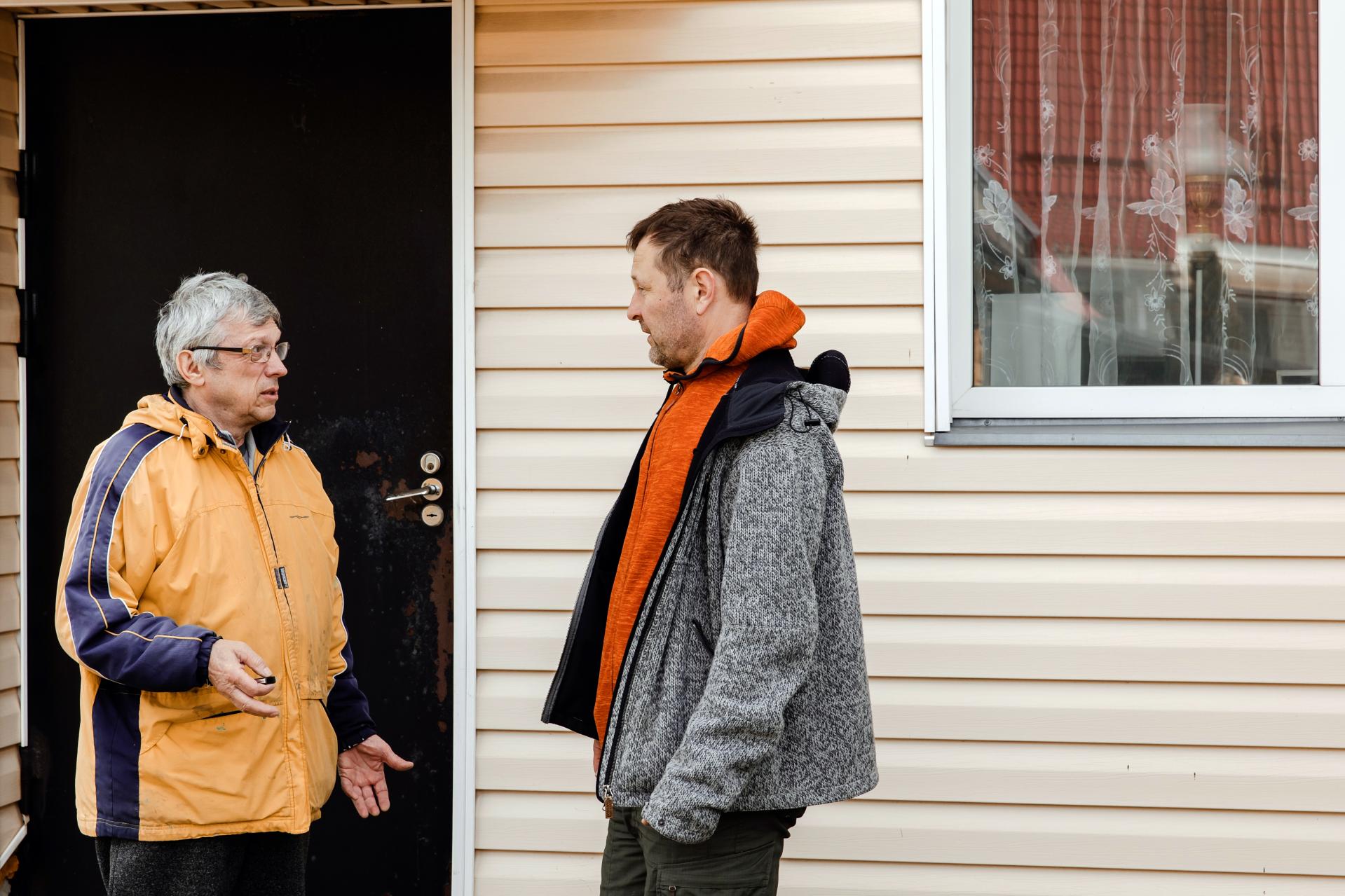 Usługi opiekuńcze w formie usług sąsiedzkich - na czym polegają?