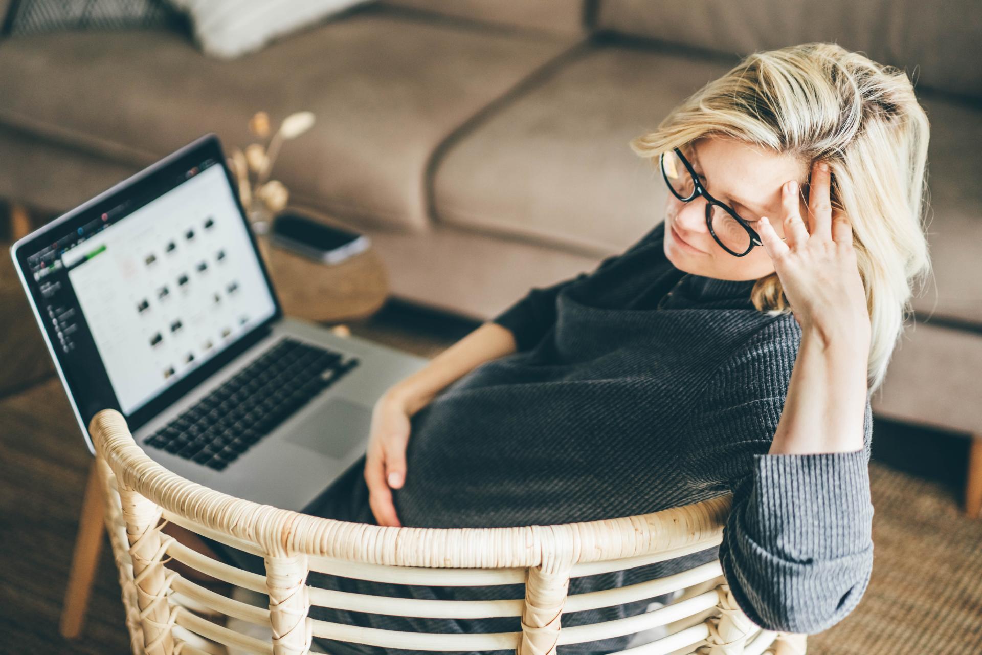 Kobiety w ciąży i pracownicy opiekujący się dzieckiem do lat 4 – uprawnienia