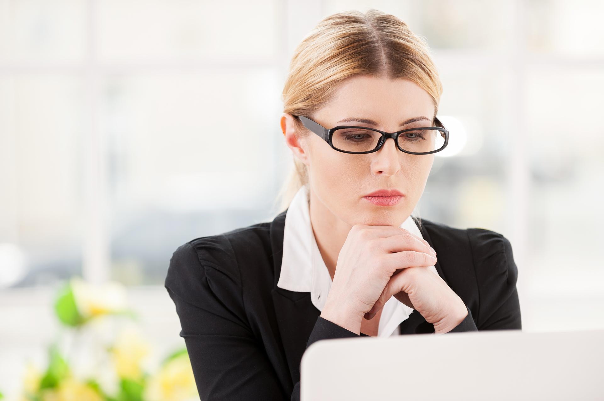 Pomoc prawna z urzędu - kiedy można ją otrzymać?