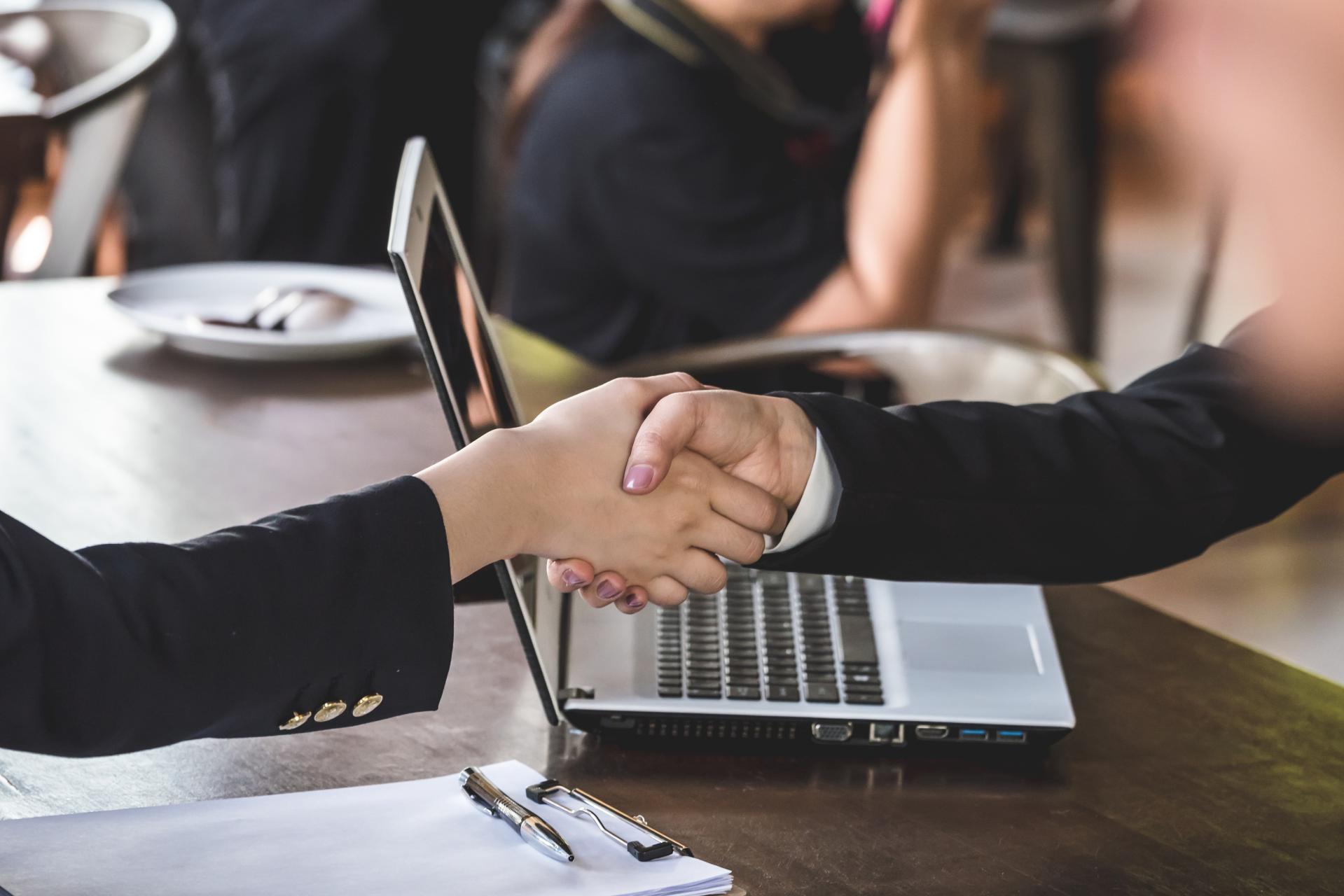 Zawieranie umów online