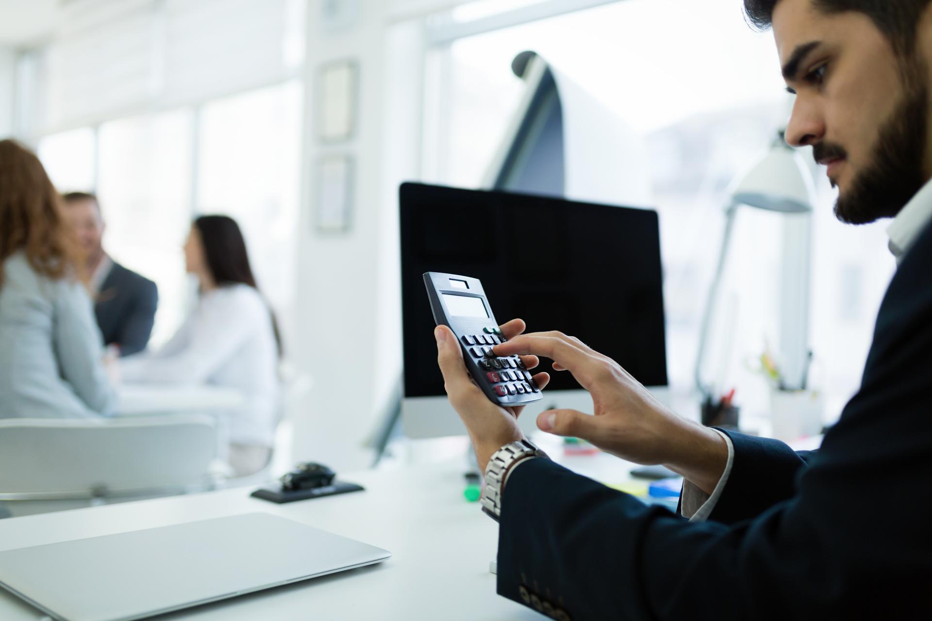 Zasady uwzględniania składników płacowych w wynagrodzeniu urlopowym