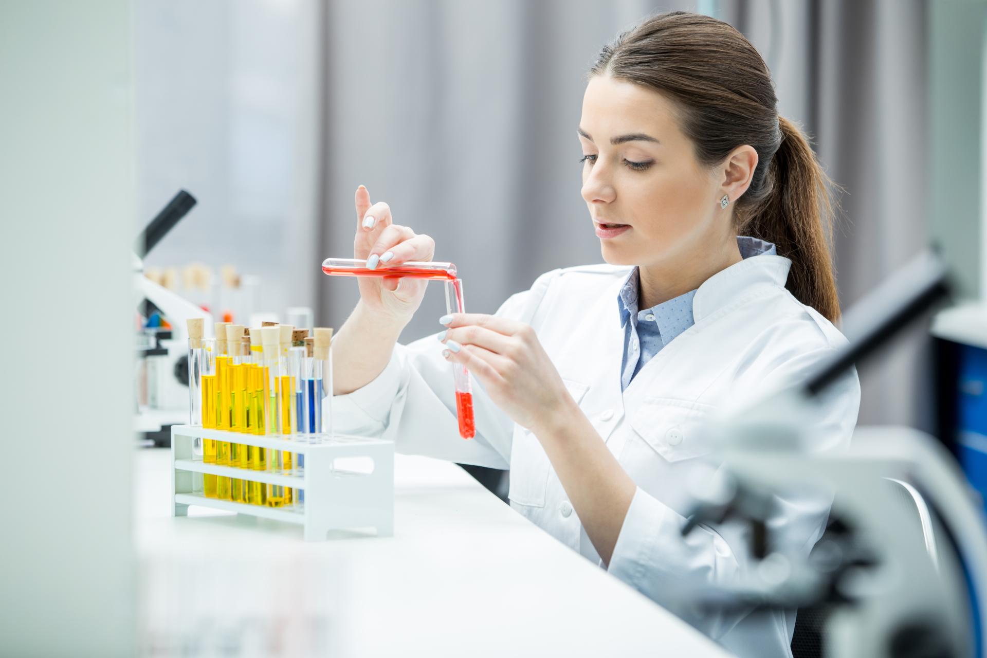 Czym zajmuje się biotechnologia i gdzie można znaleźć zatrudnienie?