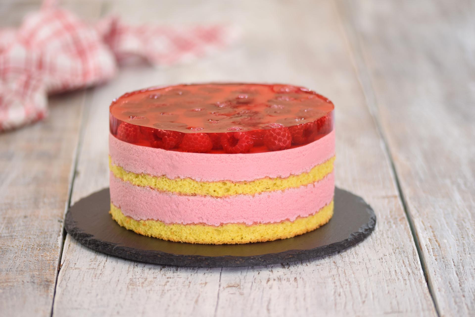 Urodziny w pracy można świętować na wiele sposobów