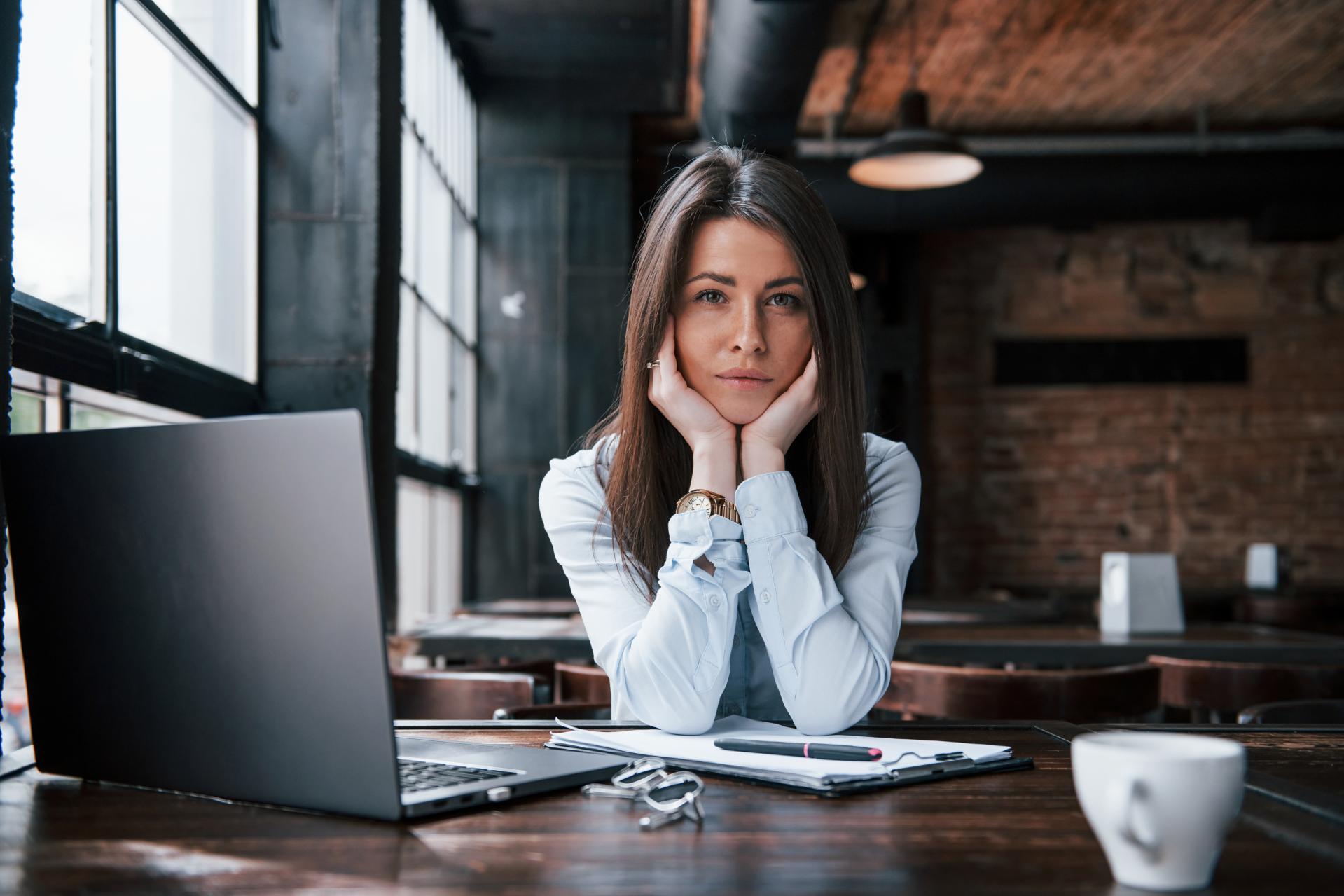 Narzekanie w pracy - jak wyzbyć się tego nawyku!