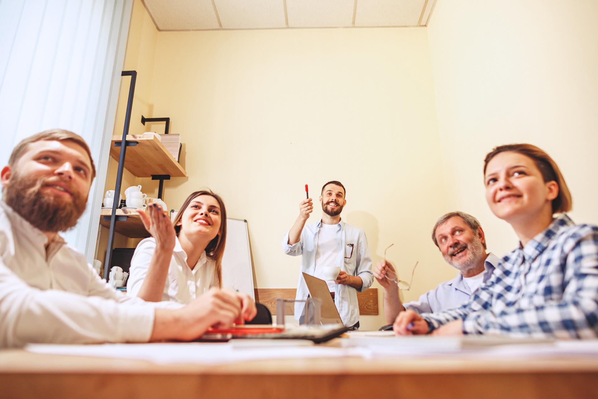 Szkolenia - dlaczego są tak istotne i co dają?