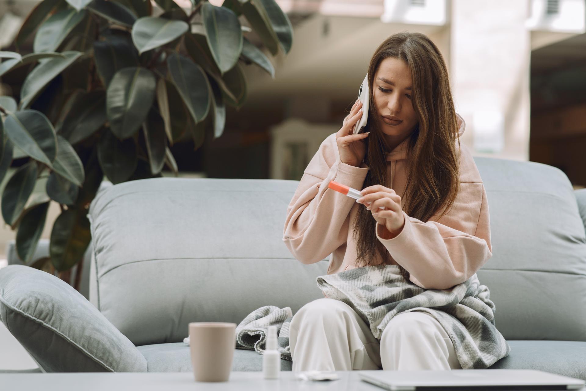 Choroba w pierwszym miesiącu pracy a podstawa zasiłku chorobowego