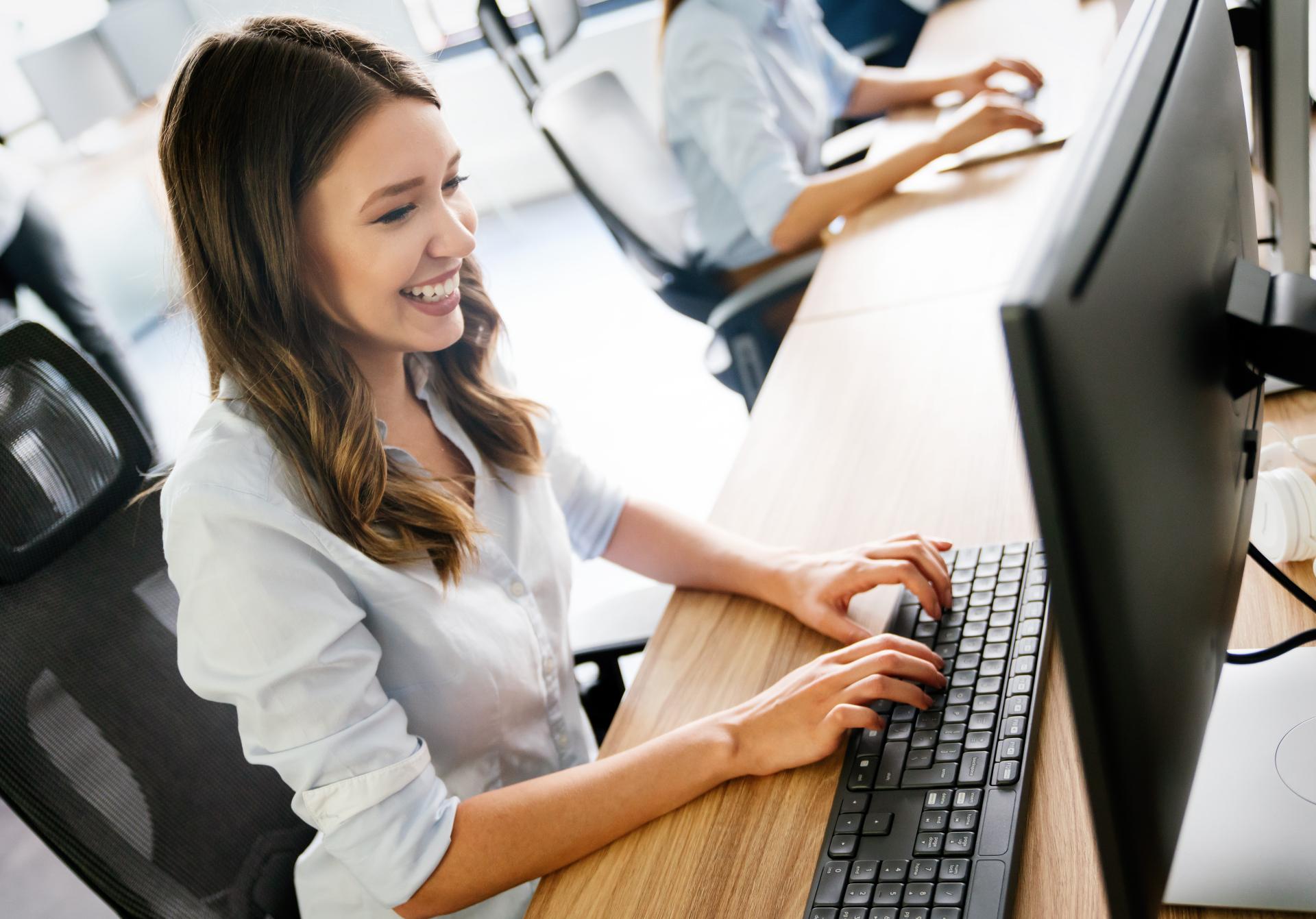 Aktualne szanse na rynku pracy – jakie są zawody przyszłości w 2025?