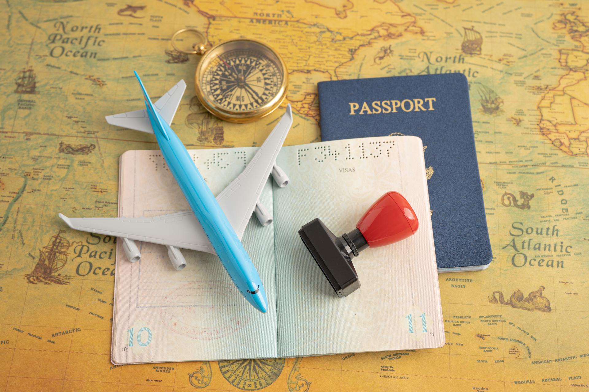 Wyjazd za granicę a obowiązek ustanowienia w kraju pełnomocnika do doręczeń