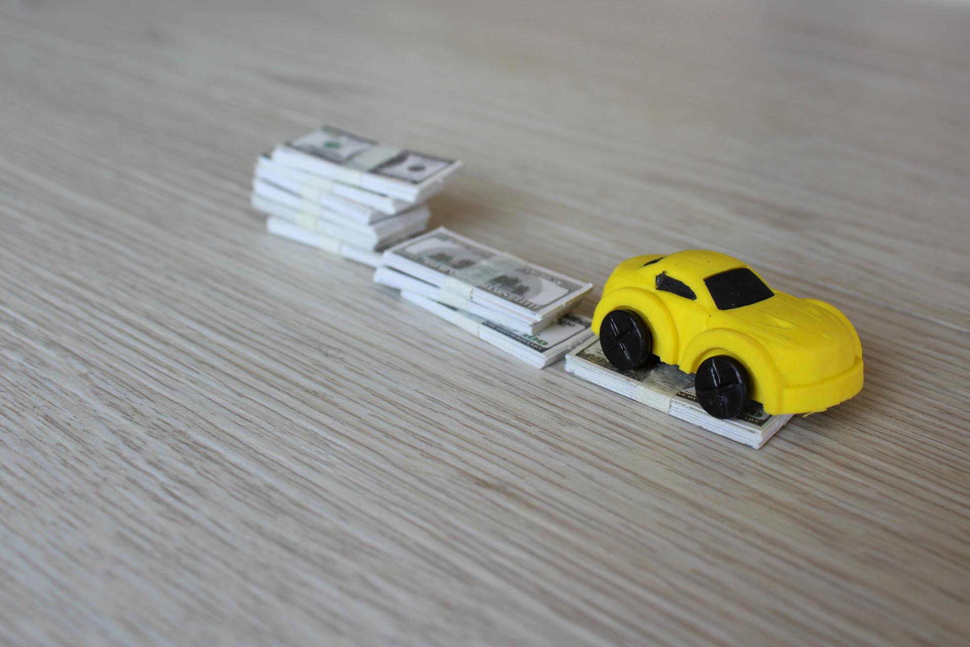 Przeznaczenie samochodu jako nagrody w loterii – koszt w PIT