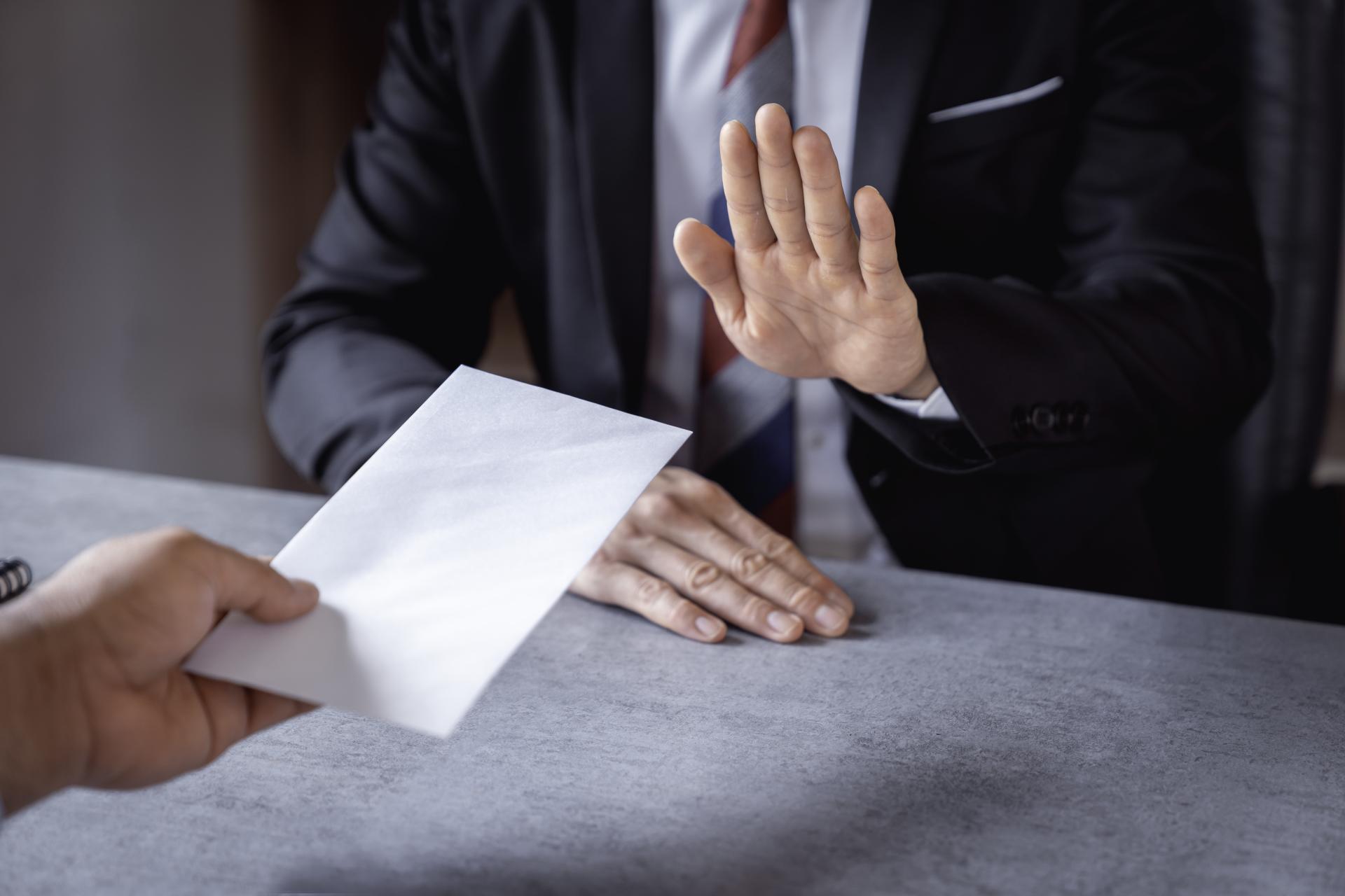 Odmowa wydania zaświadczenia o niezaleganiu w podatkach – jak postępować?