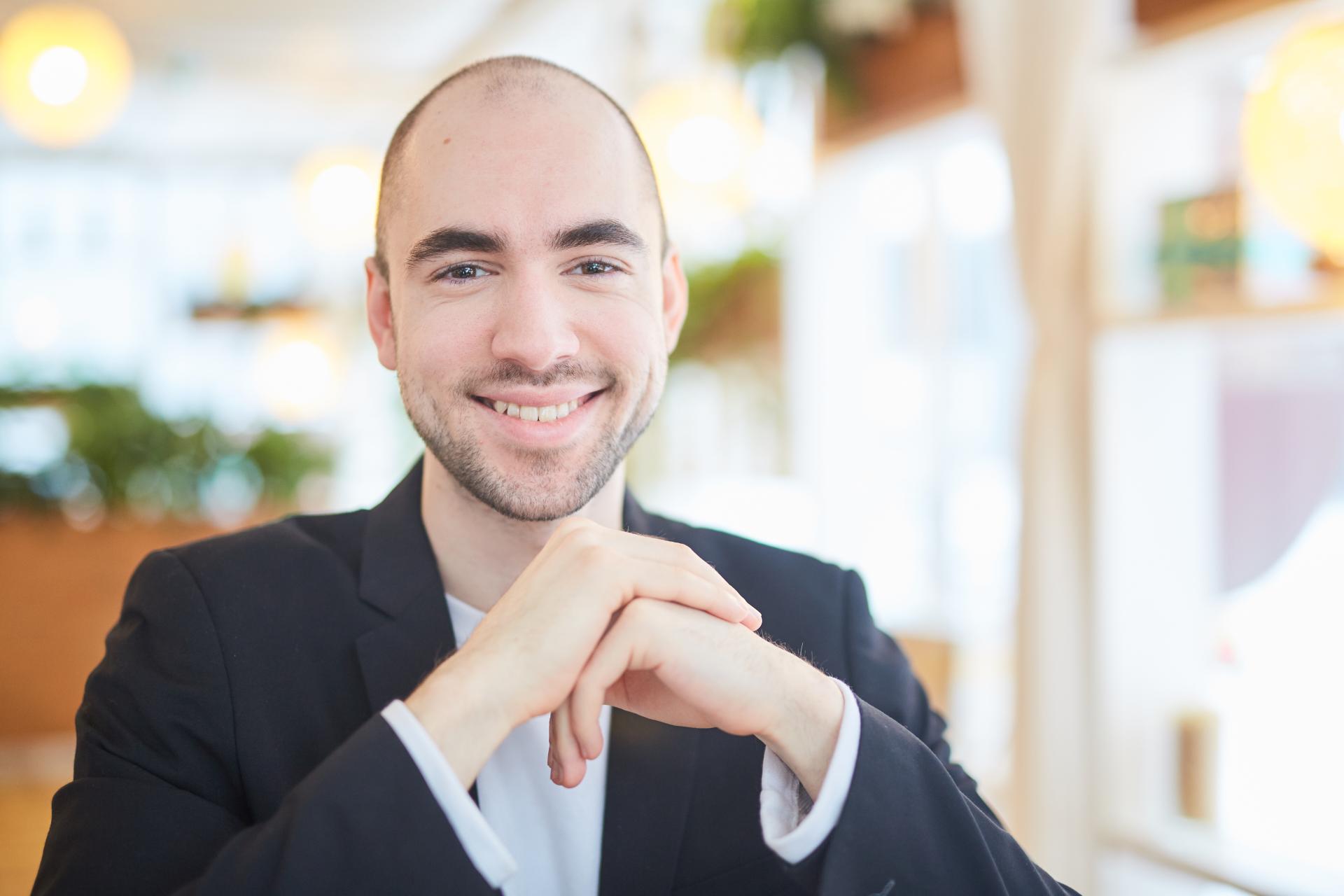 Uśmiech w biznesie - czy ma duże znaczenie?