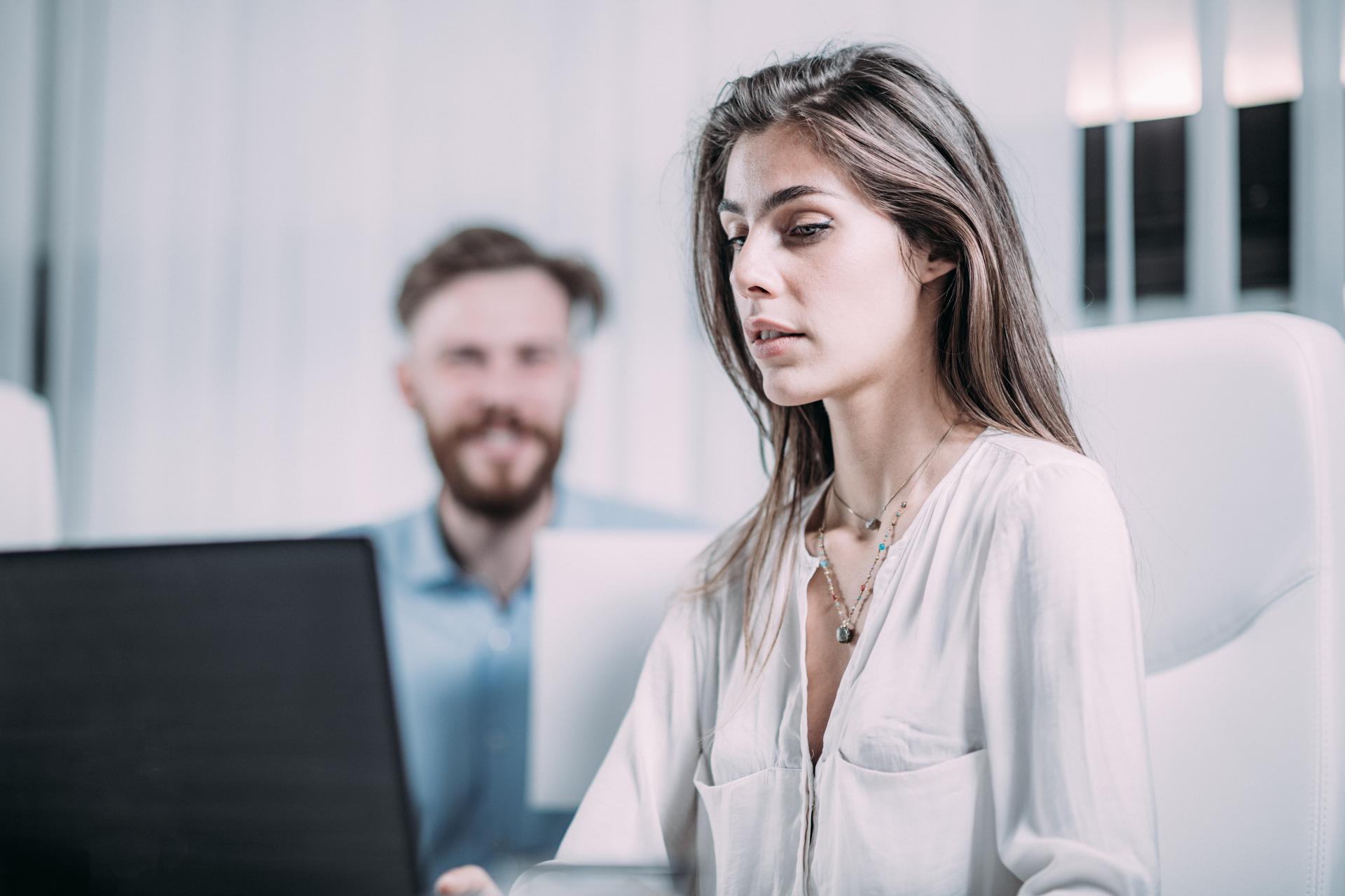 Molestowanie i mobbing – podobieństwa i różnice