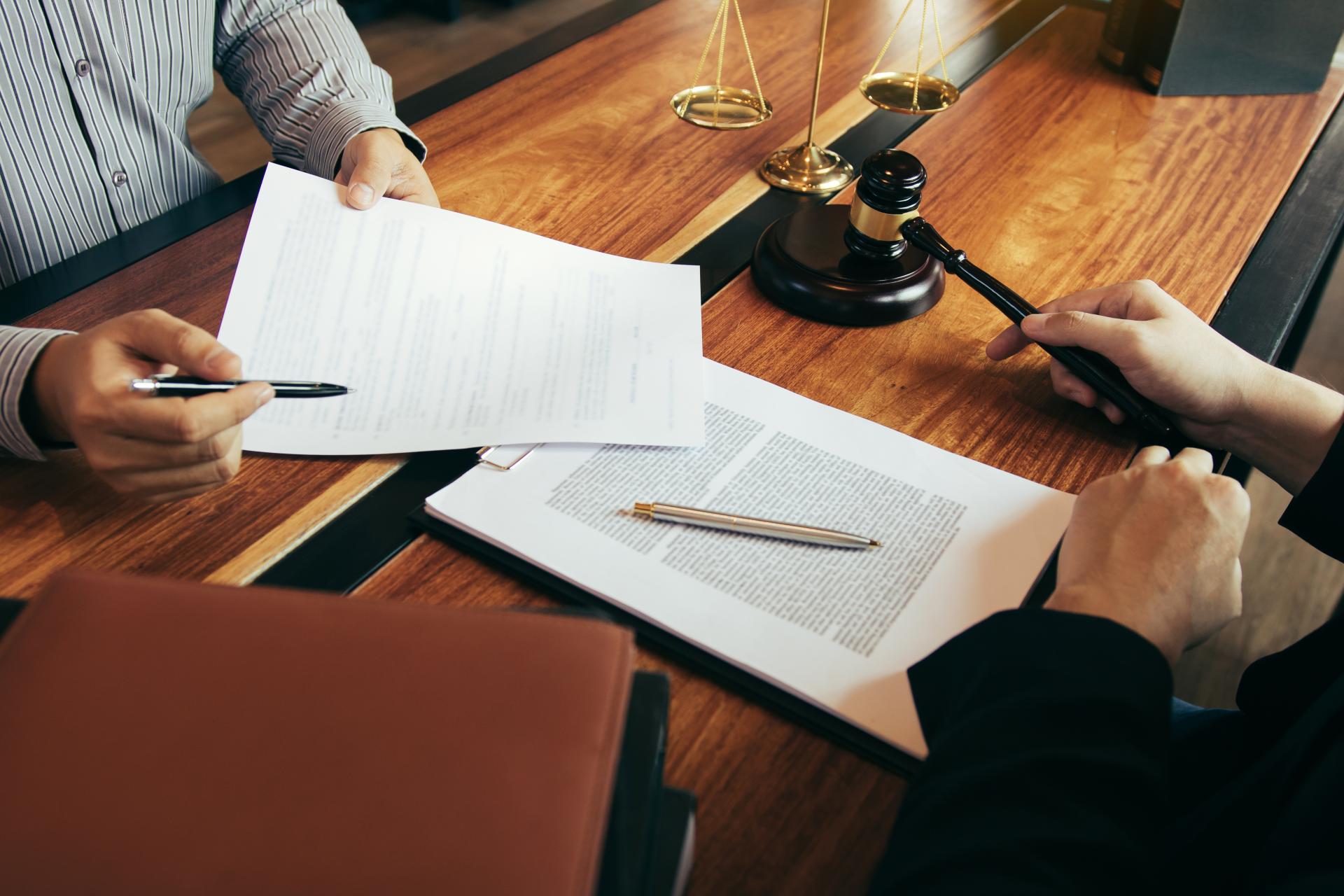 Czym różni się ubezwłasnowolnienie częściowe od całkowitego?