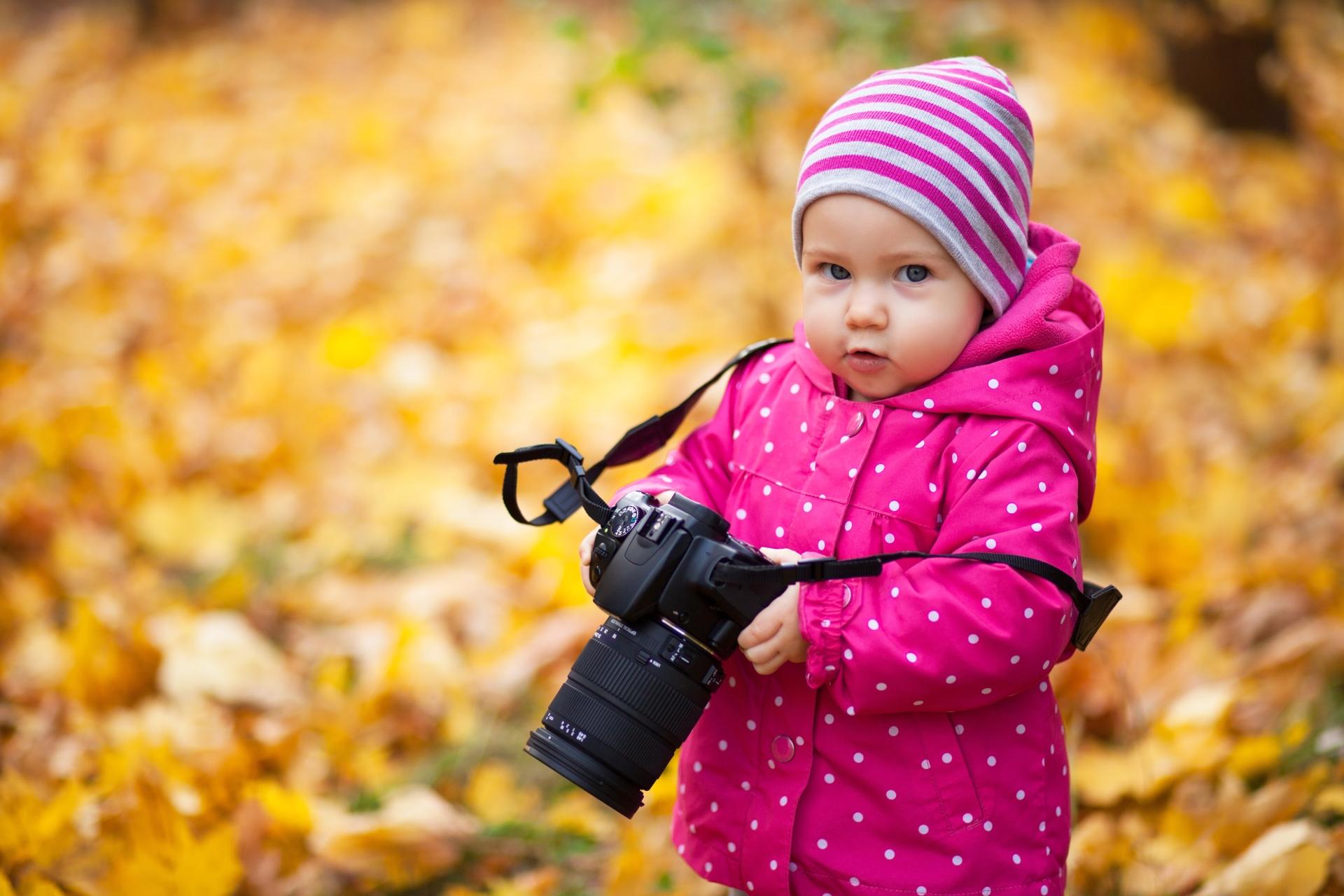 Udostępnianie zdjęć dzieci przez rodziców na portalach społecznościowych – jakie może nieść konsekwencje?