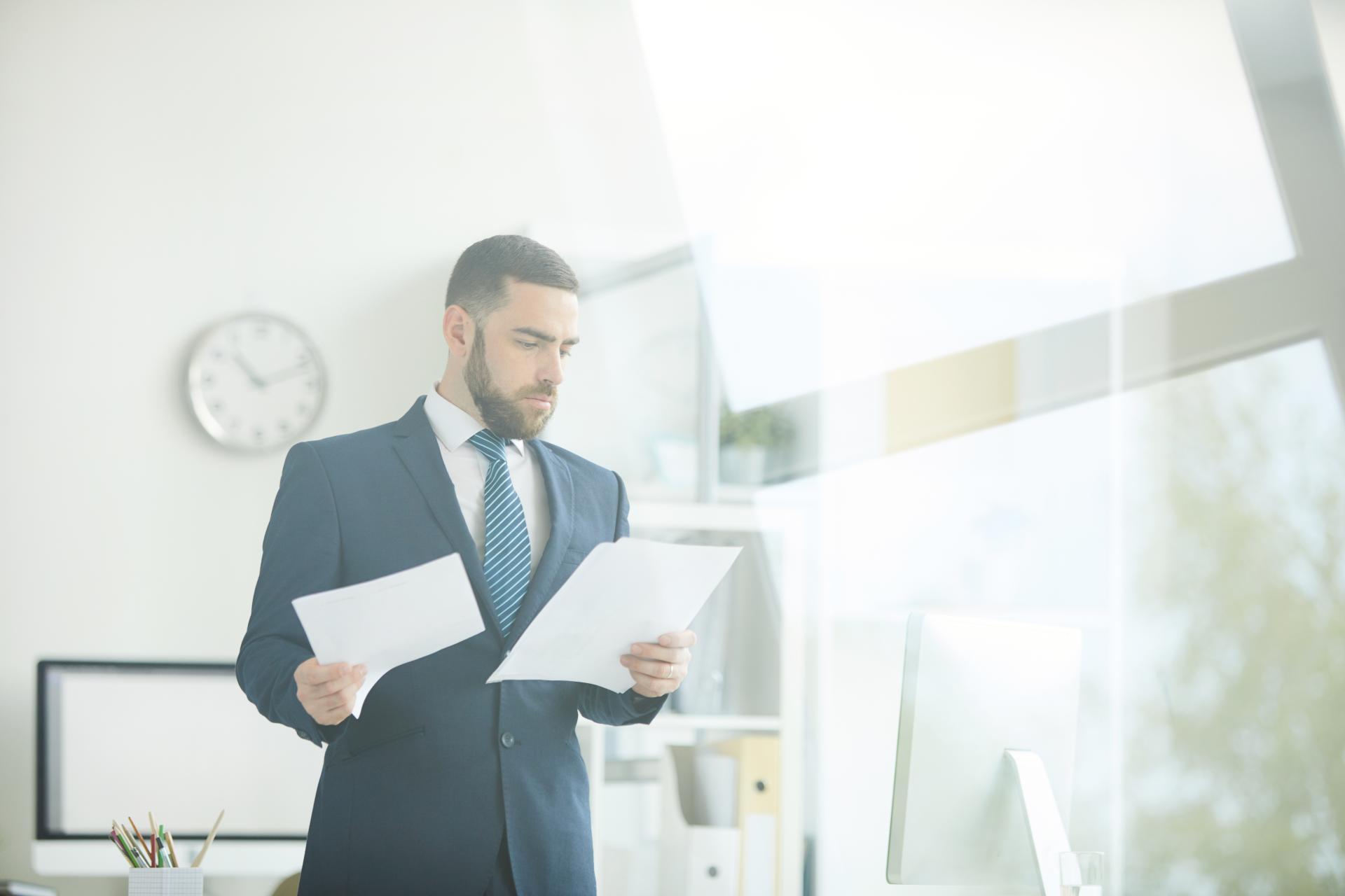 Kiedy ma miejsce zaniechanie czynności przez komornika?