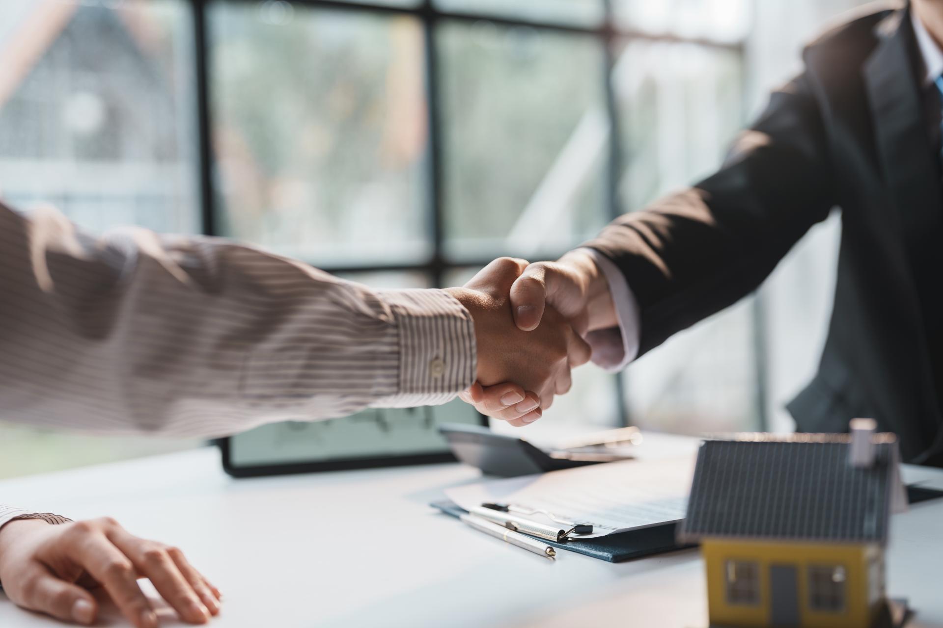 Sprzedaż nieruchomości przed upływem 5 lat a podatek dochodowy