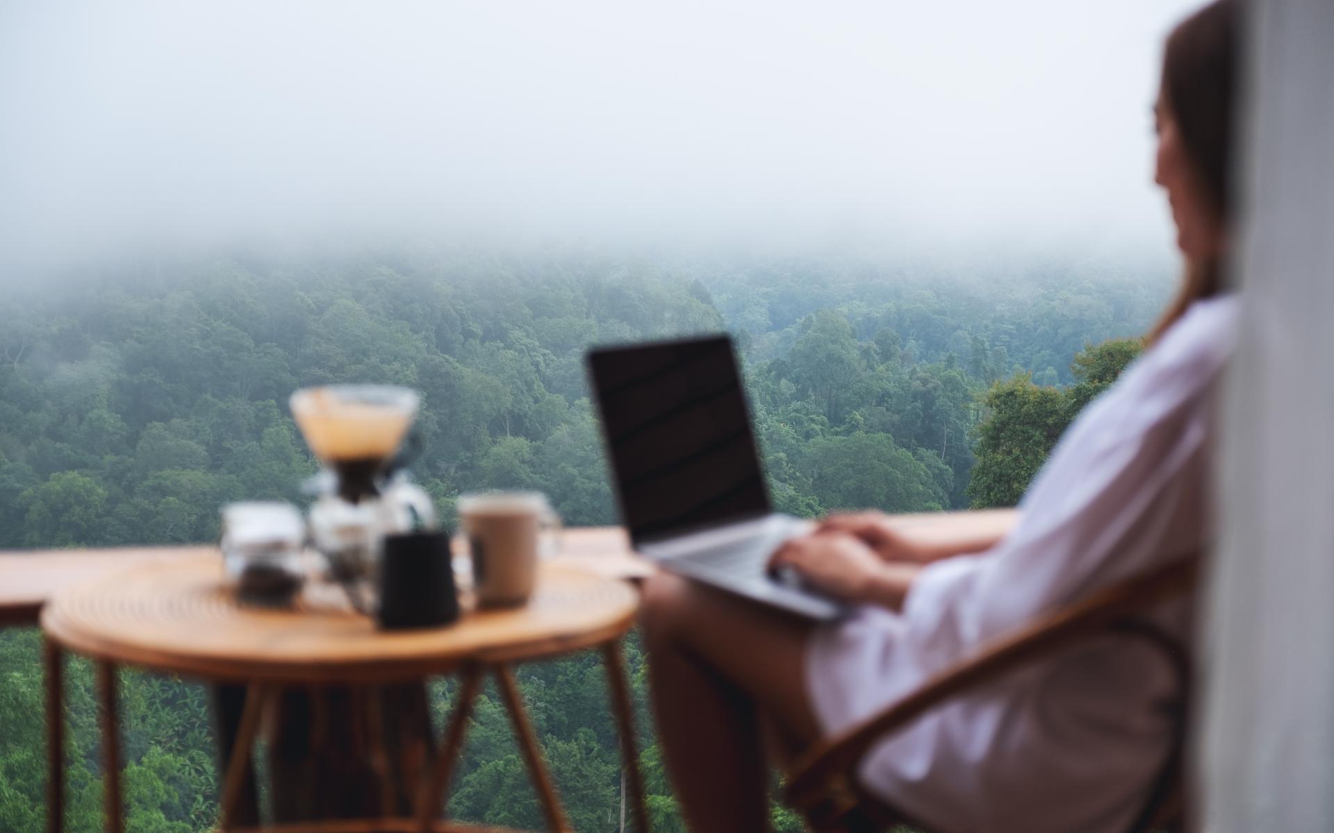 Bezpieczna praca zdalna - jak zrobić to dobrze?