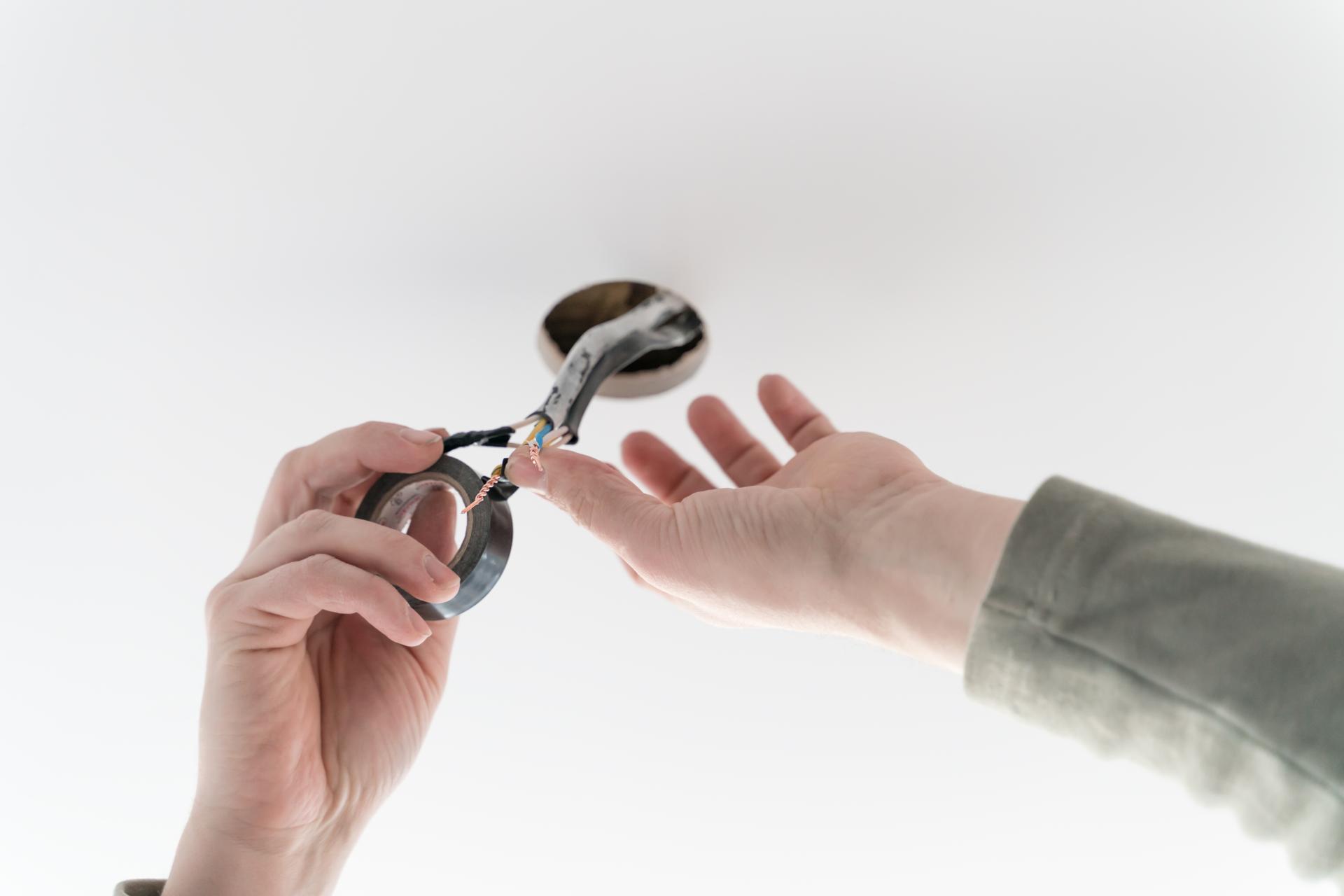 Rachunek dla dewelopera za usterki – czy podlega opodatkowaniu?