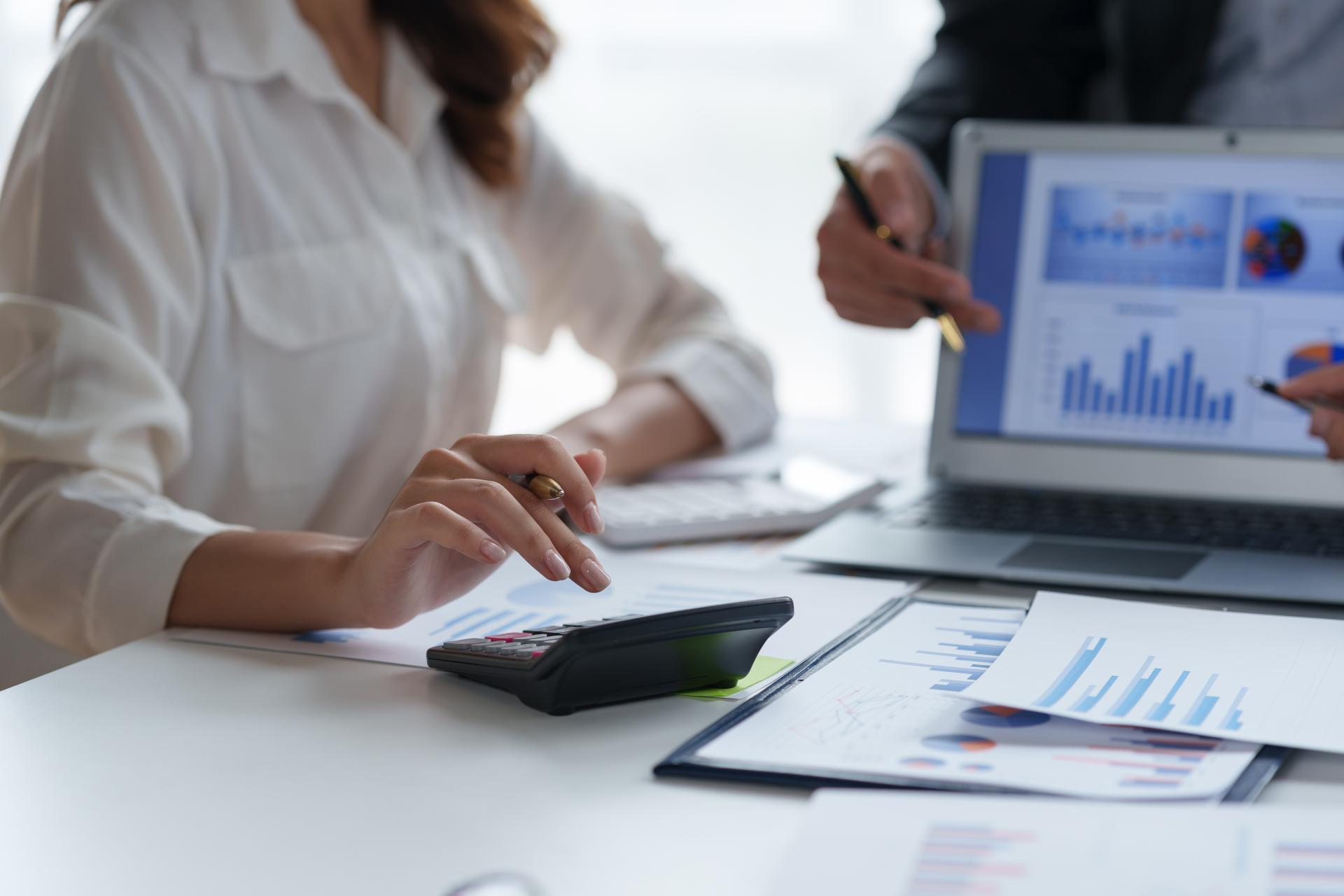 Przesunięcie waluty między rachunkami a różnice kursowe