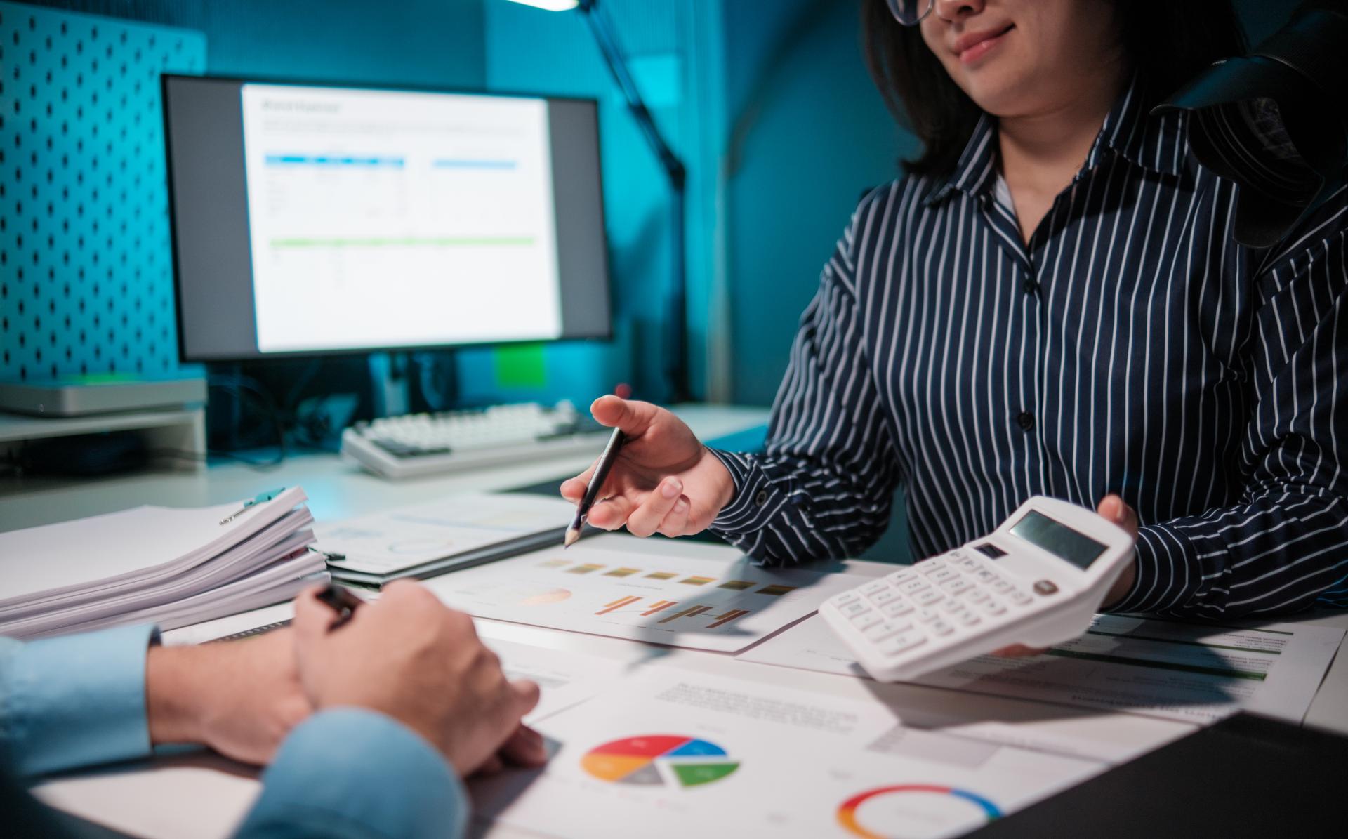 Jakie są sposoby pokrycia straty w spółce z o.o.?