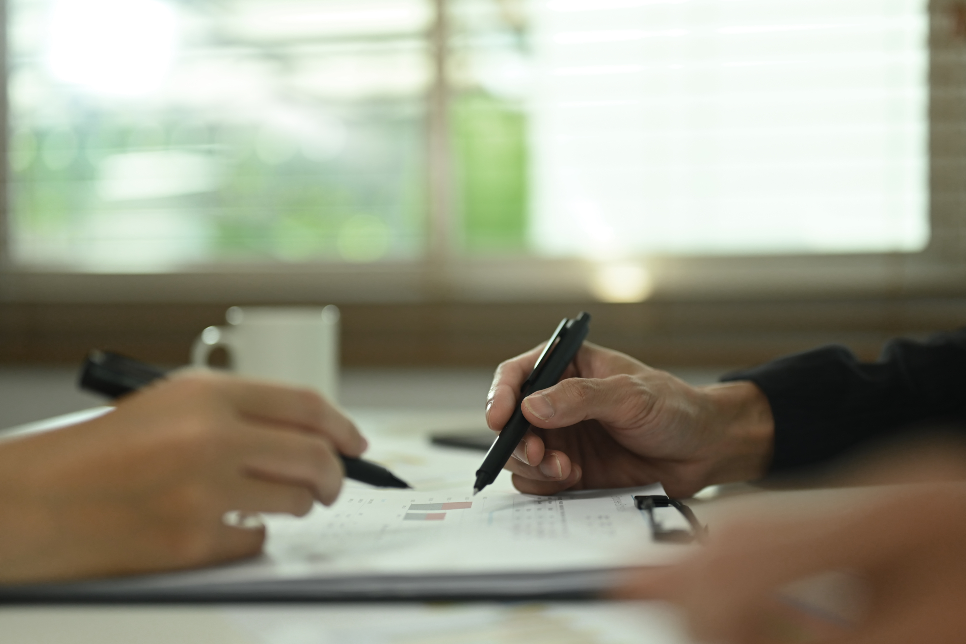 Praca wspólnika na rzecz spółki – jak to wygląda od strony formalnej?