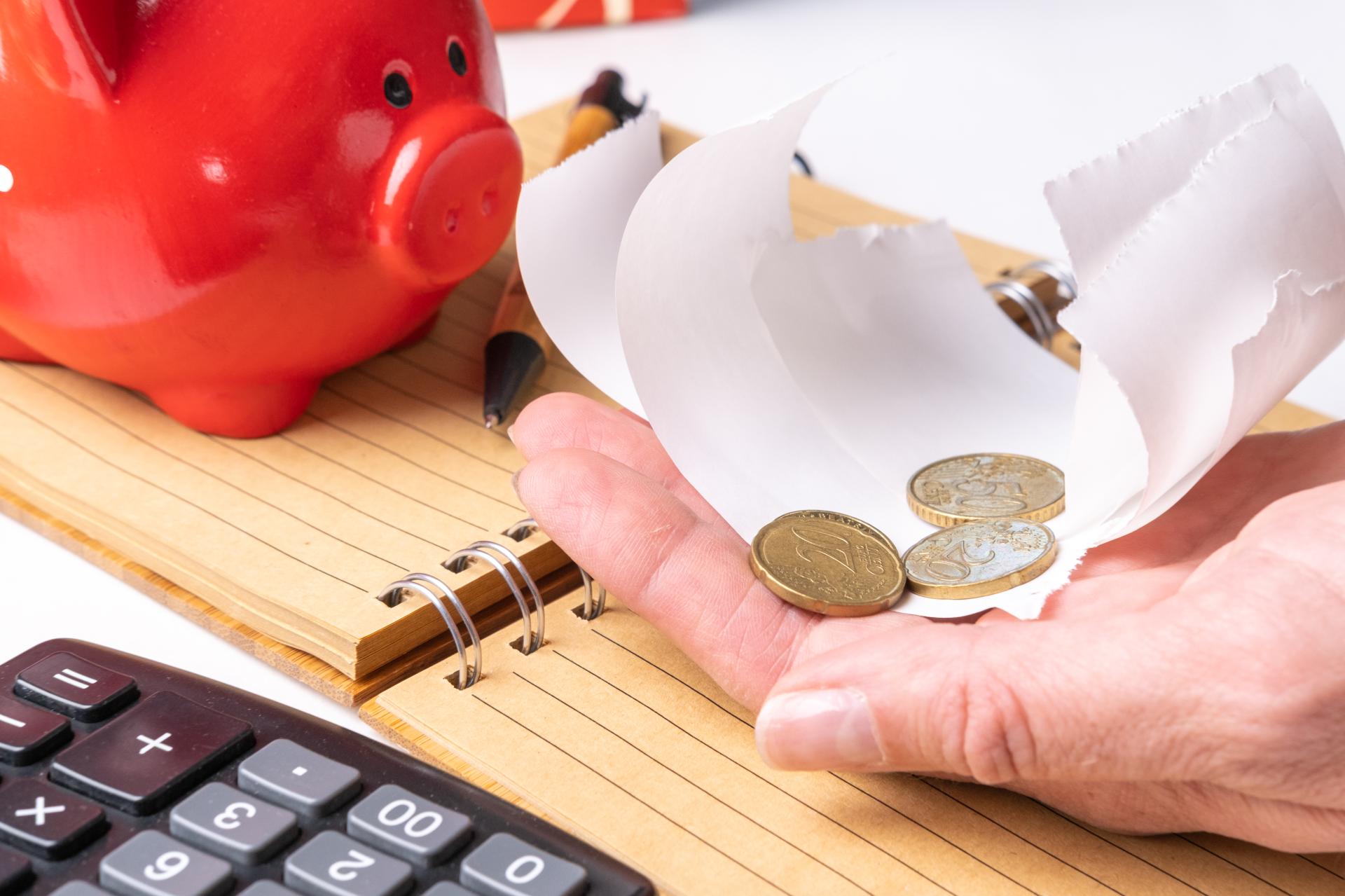 Usługi wykonywane na klatkach schodowych – jaka stawka VAT? 8% czy 23%?