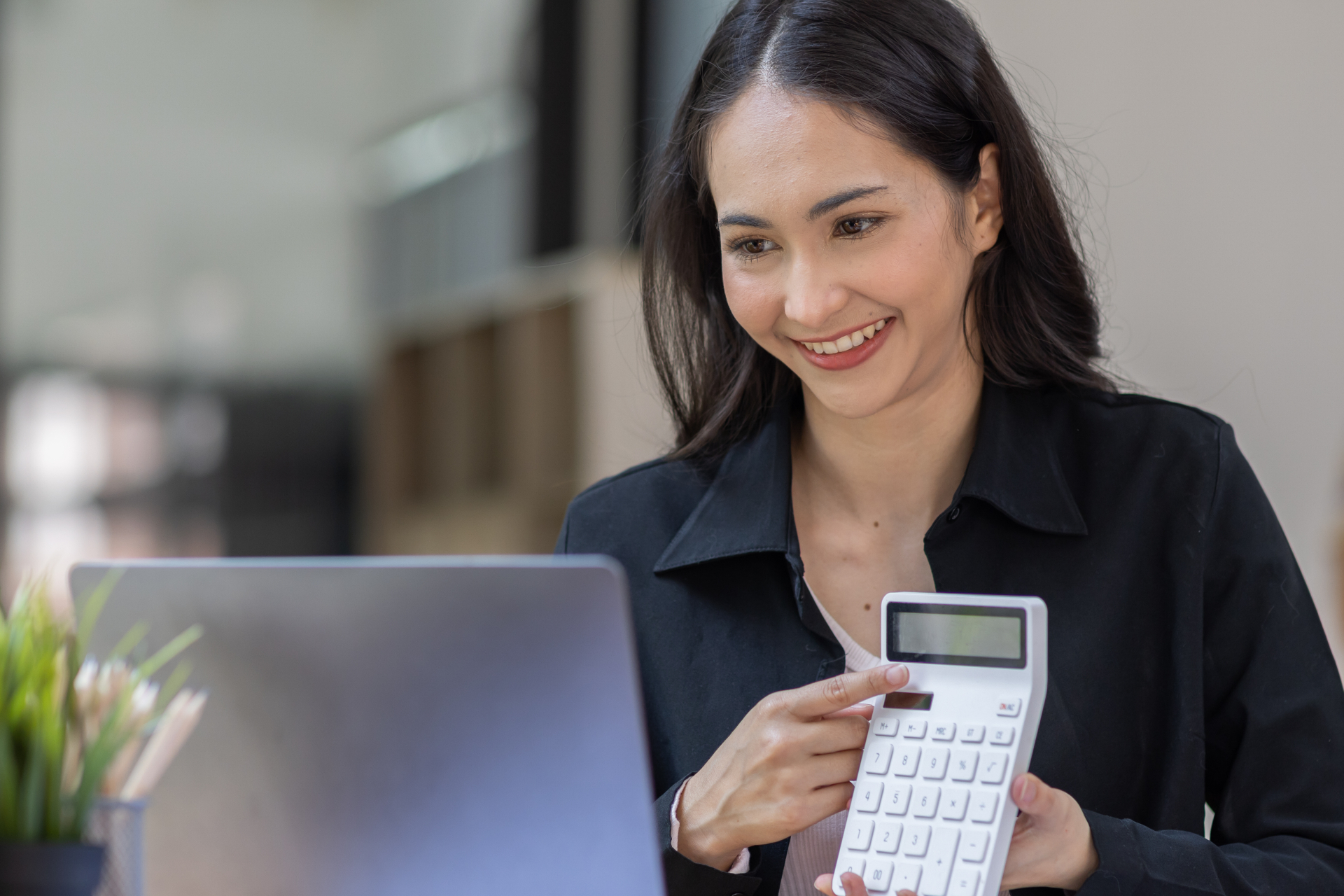 Dwie listy płac w jednym miesiącu a potrącenie do komornika - na przykładach
