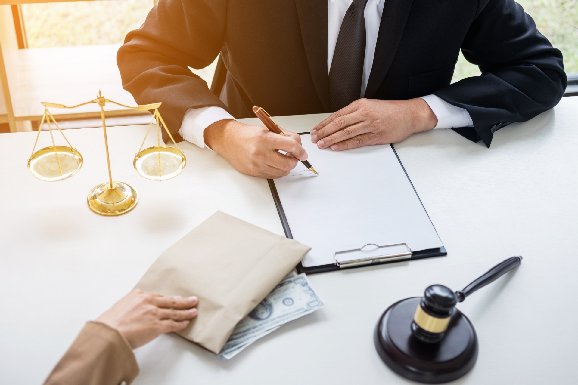 Trwająca egzekucja komornicza a przedawnienie długu