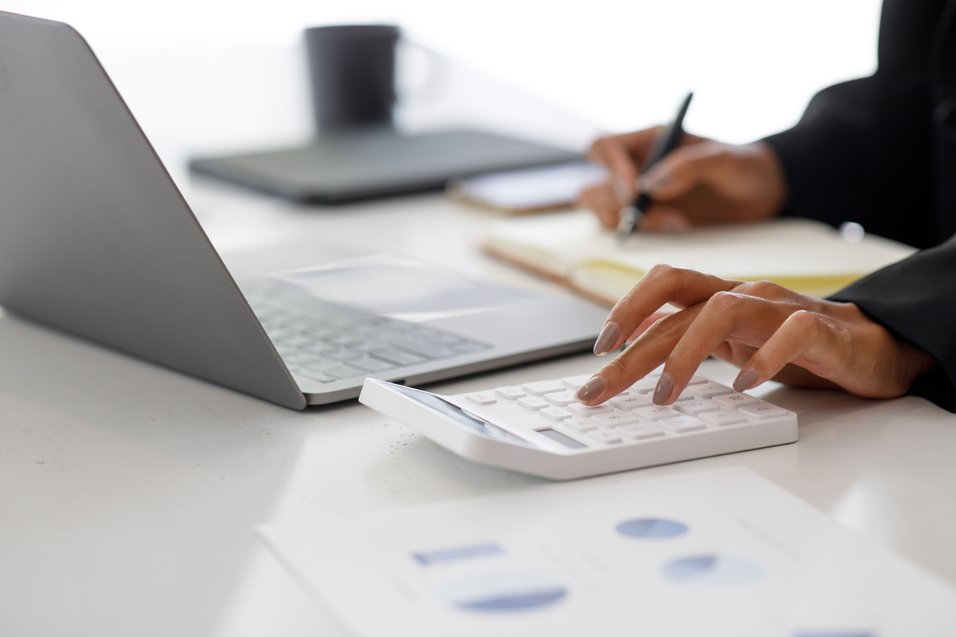 Premia waloryzacyjna przy sprzedaży nieruchomości – jak działa?