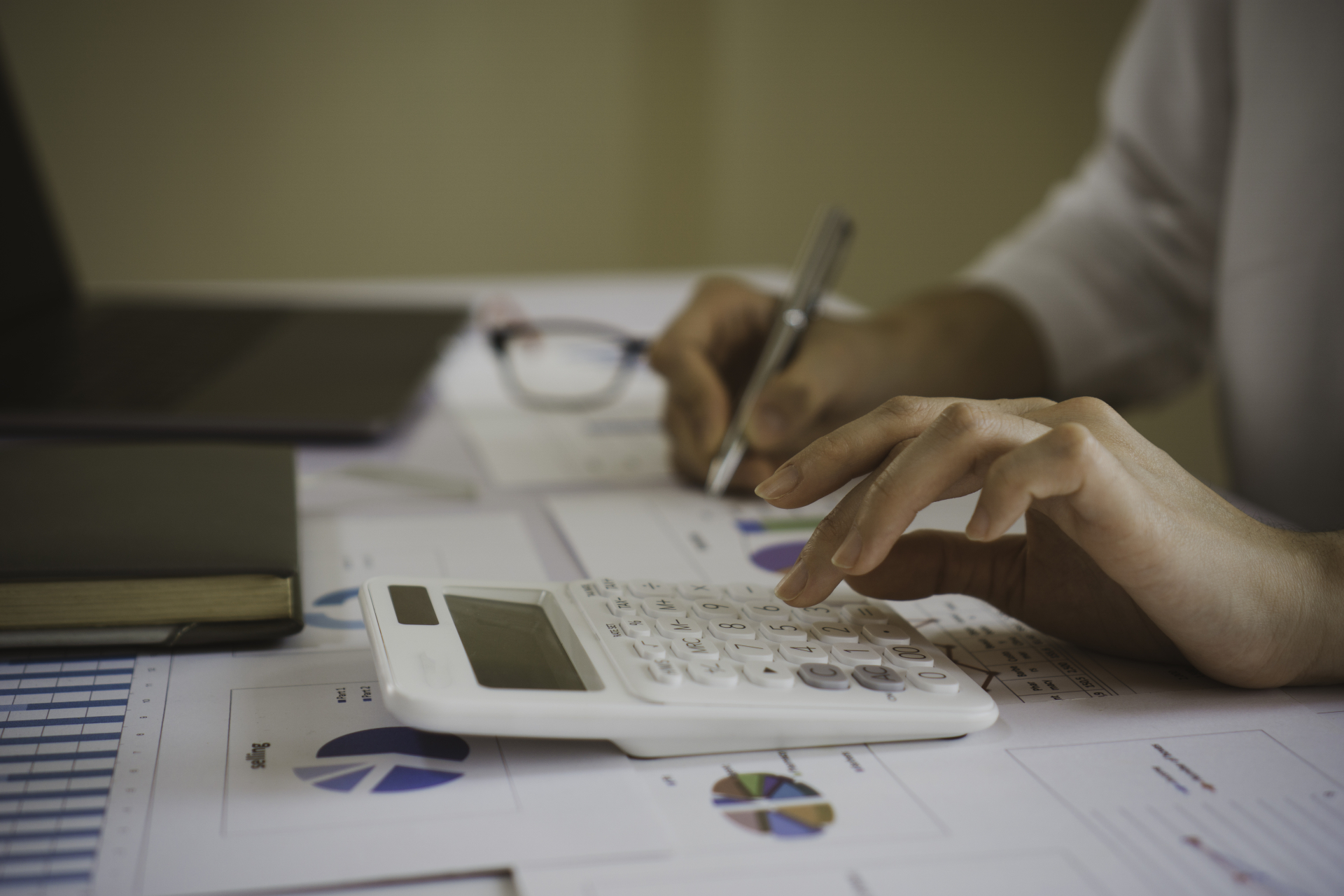 Jak wygląda księgowanie rezerwy na naprawy gwarancyjne?