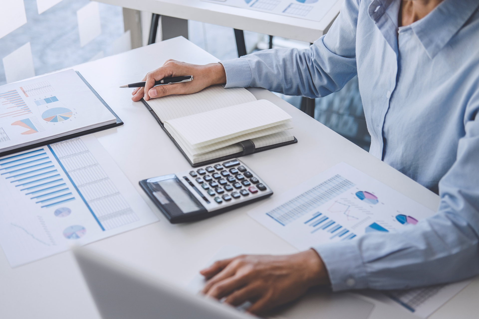 Sprzedaż odpadów poprodukcyjnych – jak rozliczyć PIT i VAT?