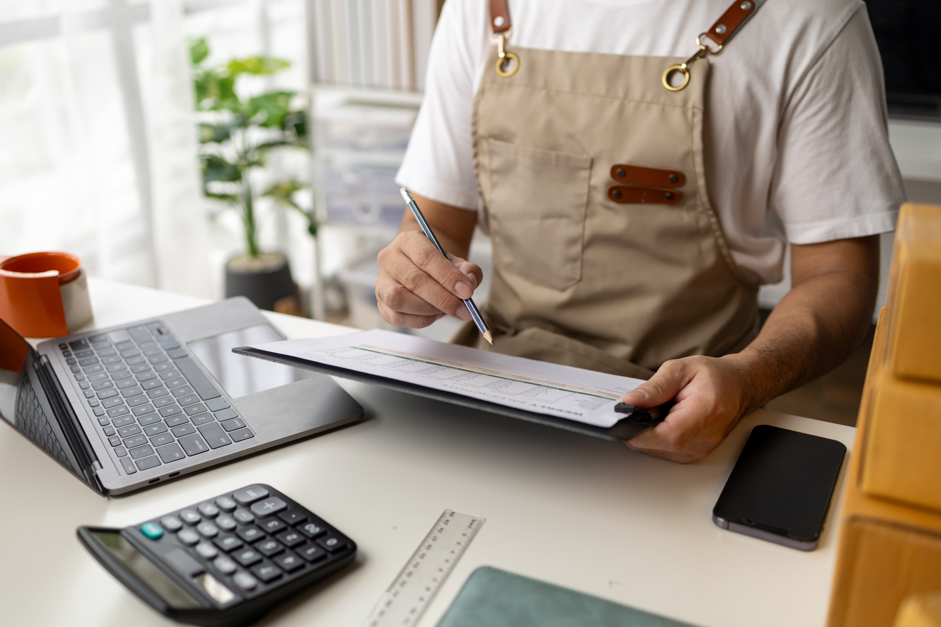 Czy wystawianie faktur w trakcie zawieszenia działalności jest dozwolone?