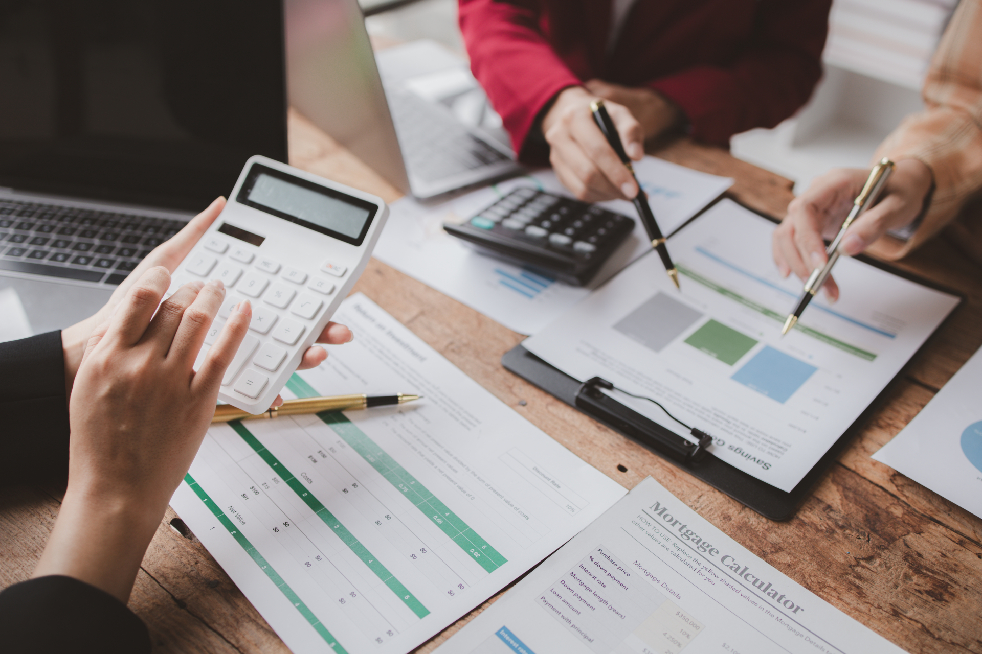 Import usług w ramach umowy konsorcjum – jak rozliczyć podatek VAT?