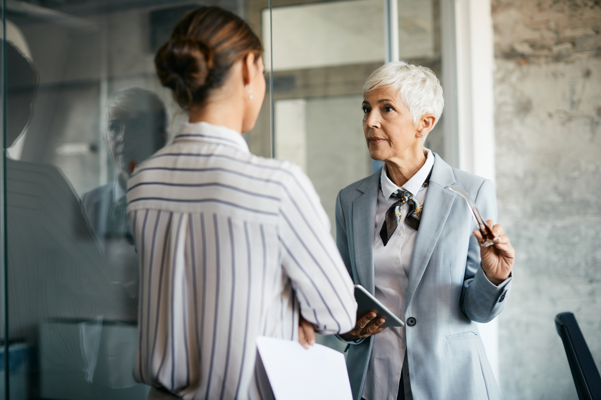 Odwrócony mentoring w firmie – czego uczyć się od Generacji Z?